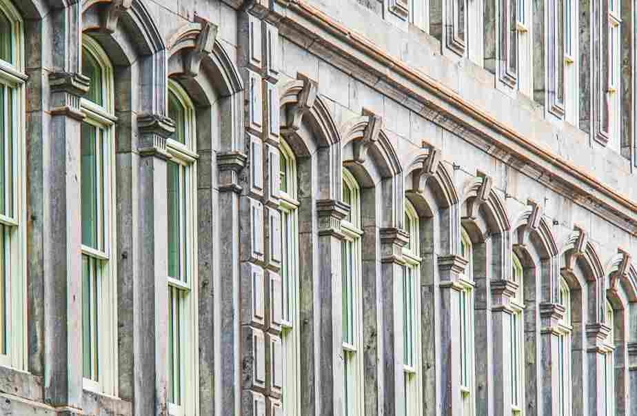 Restauración de edificio en Madrid. Fachada clásica. Ingeniería energética