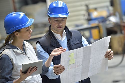 Durante un peroyecto en Almuzafes. Ingenieria industrial Valencia